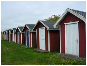 FISKESTUGOR, EN: Fishermen's Cabins in Skillinge, Southern Sweden, SV: Fiskestugor i Skillinge på Österlen